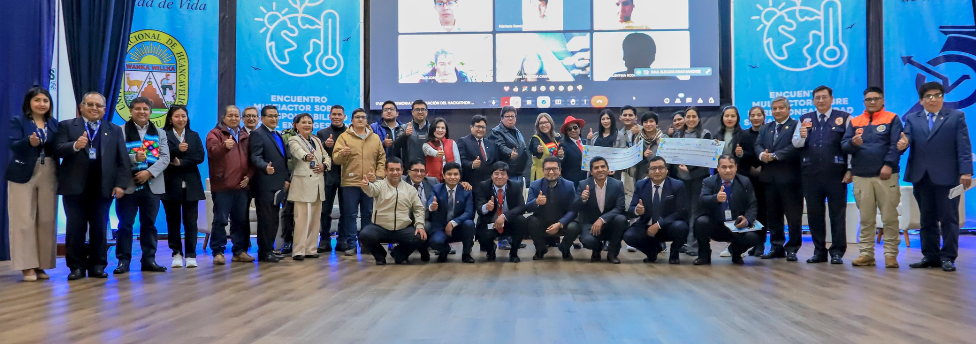 ESAN y la Universidad Nacional de Huancavelica coorganizaron una hackathon para impulsar el uso de la tecnología a favor de la salud infantil y la gestión integral de riesgos de desastres naturales