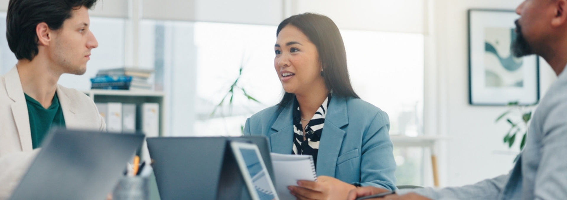 Edmundo Lizarzaburu publica investigación sobre instrumentos financieros para las micro-, pequeñas y medianas empresas en el Perú